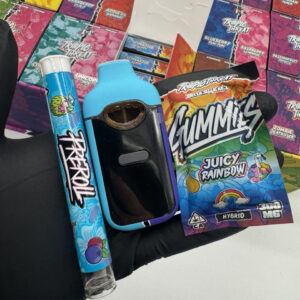 TRIIIO TRIIIPLE THREAT 2G DISPOSABLE W/ PRE ROLL + GUMMIES