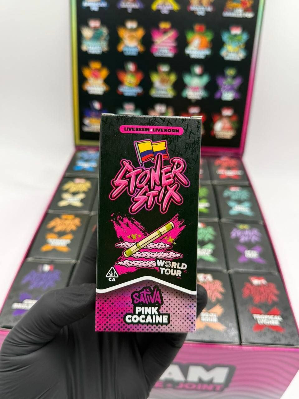 Stoner Stixx 2G World Tour Edition 2 gram live resin live rosin disposable vape box display and device