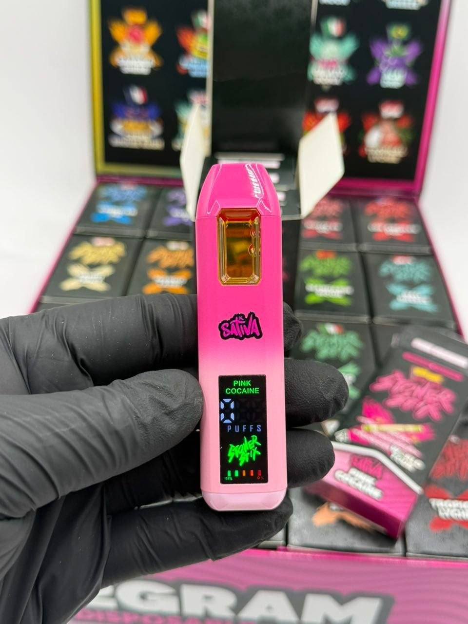 Stoner Stixx 2G World Tour Edition 2 gram live resin live rosin disposable vape box display and device